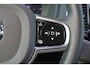 Volvo XC90 T8 Recharge AWD Plus Dark - IntelliSafe Assist & Surround - Adaptieve LED koplampen - Parkeercamera achter - Verwarmde voorstoelen, stuur & achterbank - Parkeersensoren voor & achter - Elektr. bedienb. voorstoelen met geheugen - Draadloze tel. lader - Extra getint glas - 20' LMV