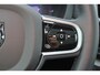 Volvo XC60 T6 Recharge AWD Ultra Black Edition - Luchtvering - B&W Audio - Panorama/schuifdak - IntelliSafe Assist & Surround - Massage Ventilatie stoelen - 360º Camera - Adaptieve LED koplampen - Nappa leder - Verwarmde voorstoelen, stuur & achterbank - Parkeersensoren voor & achter - Elektr. bedienb. voorstoelen met geheugen - Head up display - Draadloze tel. lader - Extra getint glas - 21' LMV