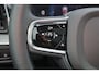 Volvo XC60 T6 Recharge AWD Ultra Black Edition - Luchtvering - B&W Audio - Panorama/schuifdak - IntelliSafe Assist & Surround - Massage Ventilatie stoelen - 360º Camera - Adaptieve LED koplampen - Nappa leder - Verwarmde voorstoelen, stuur & achterbank - Parkeersensoren voor & achter - Elektr. bedienb. voorstoelen met geheugen - Head up display - Draadloze tel. lader - Extra getint glas - 21' LMV
