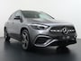 Mercedes-Benz GLA 180 Business Solution AMG | Memoryseats | Panorama - Schuifdak | Trekhaak Wegklapbaar | Head-Up Display | 360° Camera | Multibeam Led | Stuurwiel Verwarmd