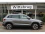 Skoda Karoq 1.5 TSI ACT 150pk Ambition DSG Automaat / Navigatie / Panorama dak / LM 18 inch / Parkeersensoren / Camera / Elektr klep / Wegkl trekhaak