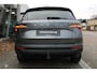 Skoda Karoq 1.5 TSI ACT 150pk Ambition DSG Automaat / Navigatie / Panorama dak / LM 18 inch / Parkeersensoren / Camera / Elektr klep / Wegkl trekhaak
