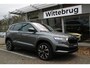 Skoda Karoq 1.5 TSI ACT 150pk Ambition DSG Automaat / Navigatie / Panorama dak / LM 18 inch / Parkeersensoren / Camera / Elektr klep / Wegkl trekhaak