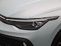Volkswagen Golf 1.5 eHybrid GTE | Automaat | Panoramadak | Navigatie | Apple Carplay / Android Auto | Trekhaak Inklapbaar | Digital Cockpit | Advanced Keyless | Heads-up Display | Stoel- Stuurverwarming | Lichtmetalen Velgen |
