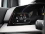 Volkswagen Golf 1.5 eHybrid GTE | Automaat | Panoramadak | Navigatie | Apple Carplay / Android Auto | Trekhaak Inklapbaar | Digital Cockpit | Advanced Keyless | Heads-up Display | Stoel- Stuurverwarming | Lichtmetalen Velgen |