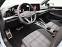 Volkswagen Golf 1.5 eHybrid GTE | Automaat | Panoramadak | Navigatie | Apple Carplay / Android Auto | Trekhaak Inklapbaar | Digital Cockpit | Advanced Keyless | Heads-up Display | Stoel- Stuurverwarming | Lichtmetalen Velgen |