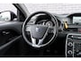 Volvo V70 2.0 T4 Polar | Unieke Auto | Dealer Onderhouden | Trekhaak | Lederen bekleding | Bi-xenon koplampen | Standkachel | Navigatie | Stoelverwarming | Niveauregeling | Voorruitverwarming | Climate control | Origineel Nederlandse auto | Cruise control | Volvo On Call | Elektrische achterklep |