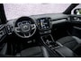 Volvo XC40 T5 Plug in-hybride R-Design | Trekhaak | Panoramadak | Parkeercamera | Stoel+stuurwiel Verwarming | Adapt Cruise | Getint glas