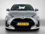 Toyota Yaris 1.5 Hybrid Dynamic | Stoelverwarming | Head up Display | LM Velgen | Apple Carplay / Android Auto |