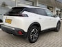 Peugeot 2008 1.2 PureTech Allure | Navigatie | 3D-Cockpit | Stoelverwarming | Parkeersensoren met Camera | Climate & Cruise Control |