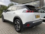 Peugeot 2008 1.2 PureTech Allure | Navigatie | 3D-Cockpit | Stoelverwarming | Parkeersensoren met Camera | Climate & Cruise Control |