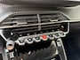 Peugeot 2008 1.2 PureTech Allure | Navigatie | 3D-Cockpit | Stoelverwarming | Parkeersensoren met Camera | Climate & Cruise Control |