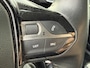 Peugeot 2008 1.2 PureTech Allure | Navigatie | 3D-Cockpit | Stoelverwarming | Parkeersensoren met Camera | Climate & Cruise Control |