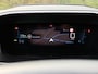Peugeot 2008 1.2 PureTech Allure | Navigatie | 3D-Cockpit | Stoelverwarming | Parkeersensoren met Camera | Climate & Cruise Control |