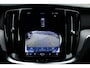 Volvo S60 2.0 B4 Plus Dark | Lichtmetalen Velgen Multi-Spaaks 18" | Nappa leder / Open Grid textiel bekleding met contourstoelen | Autonomous Emergency Braking | Bots Herkenning En Activatie | Cruise Control Adaptief Met Stop&Go En Stuurhulp | Dodehoekdetectie Met Correctie | Draadloze Telefoonlader | Electronic Climate Controle +Stoel + Stuurwiel verwarming |