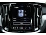 Volvo S60 2.0 B4 Plus Dark | Lichtmetalen Velgen Multi-Spaaks 18" | Nappa leder / Open Grid textiel bekleding met contourstoelen | Autonomous Emergency Braking | Bots Herkenning En Activatie | Cruise Control Adaptief Met Stop&Go En Stuurhulp | Dodehoekdetectie Met Correctie | Draadloze Telefoonlader | Electronic Climate Controle +Stoel + Stuurwiel verwarming |