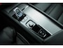 Volvo S60 2.0 B4 Plus Dark | Lichtmetalen Velgen Multi-Spaaks 18" | Nappa leder / Open Grid textiel bekleding met contourstoelen | Autonomous Emergency Braking | Bots Herkenning En Activatie | Cruise Control Adaptief Met Stop&Go En Stuurhulp | Dodehoekdetectie Met Correctie | Draadloze Telefoonlader | Electronic Climate Controle +Stoel + Stuurwiel verwarming |