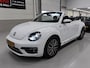 Volkswagen Beetle Cabriolet 1.4 TSI Sound 150pk Automaat Navigatie 1e Eigenares App connect Stoelverwarming Xenon Windscherm Dealer onderhouden Nette staat