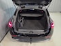 Mercedes-Benz C-klasse Estate 300 e AMG Line 18"/Trekhaak/Adaptieve cruise/LED/Stoelverwarming/Camera/Elektrische klep/Dodehoek/Sfeerverlichting