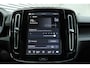 Volvo EX40 Single Motor Extended Range Business Ed. 82 kWh | Verwarmbare voorstoelen en stuurwiel | Premium audio by Harman/Kardon | BLIS Dodehoekherkenning | Adaptive Cruise Control | Warmtepomp | Apple Carplay/Android Auto | 19 Inch Lichtmetalen Velgen | All-Season Banden |
