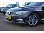 Volkswagen Passat Variant 1.5 TSI Elegance Business RLine | Automaat | Navigatie | Panodak |2020 | Inruil mogelijk