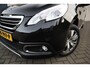 Peugeot 2008 1.6 VTi Féline 120 PK Navigatie Stoelverwarming Verlichte hemel  Afneembare trekhaak Etc.