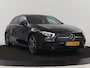 Mercedes-Benz A-klasse 250e AMG Night | Carplay | Stoelverwarming | Camera | Half leder | Navigatie | Full LED | Climate control | Cruise control | Getint glas | PHEV | Plug In