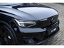 Volvo EC40 Single Motor Extended Range Plus Black Ed. 82 kWh | Nov 2025 leverbaar |17% Bijtelling* | Harman Kardon Premium Audio | 360 graden camera | Extra getint glas | Keyless Entry | Stoel en stuurwielverwarming |