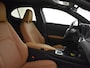 Lexus UX 300h Luxury Line Premium | BLS | Parkeersensoren V+A | Stuur en