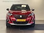 Peugeot e-2008 GT Pack EV 50kWh 136pk | TREKHAAK | SCHUIF/KANTELDAK | CAMERA | NAVI | ALCANTARA/LEDER | ADAPTIVE CRUISE | STOELVERW.