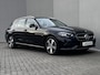 Mercedes-Benz C-klasse Estate 300 e Luxury Line Automaat 9 traps / Elektrische trekhaak 1.800 kg  / EAER bereik 111 km / Avantgarde Interieur / Elektr. klep / Adapt. CC / Navigatie groot scherm / Winterwielenset /