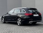 Mercedes-Benz C-klasse Estate 300 e Luxury Line Automaat 9 traps / Elektrische trekhaak 1.800 kg  / EAER bereik 111 km / Avantgarde Interieur / Elektr. klep / Adapt. CC / Navigatie groot scherm / Winterwielenset /