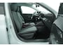Peugeot 208 1.2 Hybrid 110 e-DCS6 Allure | Navigatie | Camera | Privacy Glass | Climate Control |
