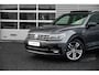 Volkswagen Tiguan 1.5 TSI ACT Highline Business R | Airco separaat achter | Buitenspiegels elektrisch verstel- en verwarmbaar | Cruise control adaptief