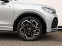 Volkswagen Tiguan R-Line-Edition 1.5 eHybrid 150 kW / 204 pk SUV 6 v | Panoramadak | Trekhaak | Stoelverwarming | LED Matrix |