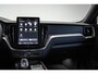 Volvo XC60 T6 Plug-in hybrid AWD Plus Black Edition | Direct Leverbaar | Luchtvering | Head Up Display | Panoramisch Schuif-/Kanteldak | Extra Getint Glas | Adaptieve Cruise Control | BLIS | 21 inch Lichtmetalen Velgen | Keyless | Google Infotainment |