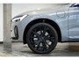 Volvo XC60 T6 Plug-in hybrid AWD Plus Black Edition | Direct Leverbaar | Luchtvering | Head Up Display | Panoramisch Schuif-/Kanteldak | Extra Getint Glas | Adaptieve Cruise Control | BLIS | 21 inch Lichtmetalen Velgen | Keyless | Google Infotainment |