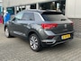 Volkswagen T-Roc 1.5 TSI Sport Automaat - Navi - Parkeercamera - CruiseControl