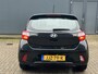 Hyundai i10 1.0 Comfort 5-zits Automaat / Navigatie via Apple Carplay of Android Auto / Fabrieksgarantie tot 03-2029 / Airco / Cruise control / Dealer onderhouden / Elektrische ramen voor en achter / / Lichtmetalen wielen 15“ /