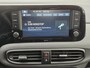 Hyundai i10 1.0 Comfort 5-zits Automaat / Navigatie via Apple Carplay of Android Auto / Fabrieksgarantie tot 03-2029 / Airco / Cruise control / Dealer onderhouden / Elektrische ramen voor en achter / / Lichtmetalen wielen 15“ /