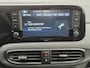 Hyundai i10 1.0 Comfort 5-zits Automaat / Navigatie via Apple Carplay of Android Auto / Fabrieksgarantie tot 03-2029 / Airco / Cruise control / Dealer onderhouden / Elektrische ramen voor en achter / / Lichtmetalen wielen 15“ /