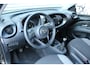 Toyota Aygo X 1.0 VVT-i 73pk MT first NL-Auto NAP Clima Cruise Carplay Camera 17"LMV