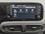 Hyundai i10 1.0 Comfort Smart Automaat / Fabrieksgarantie tot 07-2026 / Allseason banden /   Stuur-, en Stoel verwarming / Navigatie via Apple Carplay of Android Auto / Cruise control / Achteruitrijcamera / Climate control / Elektrische ramen voor /