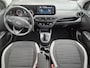 Hyundai i10 1.0 Comfort Smart Automaat / Fabrieksgarantie tot 07-2026 / Allseason banden /   Stuur-, en Stoel verwarming / Navigatie via Apple Carplay of Android Auto / Cruise control / Achteruitrijcamera / Climate control / Elektrische ramen voor /
