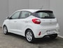 Hyundai i10 1.0 Comfort Smart Automaat / Fabrieksgarantie tot 07-2026 / Allseason banden /   Stuur-, en Stoel verwarming / Navigatie via Apple Carplay of Android Auto / Cruise control / Achteruitrijcamera / Climate control / Elektrische ramen voor /