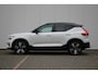Volvo XC40 Single Motor Extended Range Ultimate 82 kWh | Pixel LED Koplampen | Adaptive Cruise & Pilot Assist | Schuif-/kanteldak | Stoel&Stuurverwarming | 20" Velgen | Power Seats incl. Memory | 360 Camera |