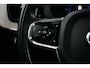 Volvo XC60 2.0 T6 Plug-in hybrid AWD Inscription | Long Range | Trekhaak | PDC V+A 360 camera | Panoramadak | Stoel + Stuurverwaring |
