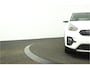 Kia Niro 1.6 GDi Hybrid Dynamicline Edition - Glazen Schuif-/kanteldak - Navigatie - Apple Carplay/Android Auto - Climate Control - Trekhaak - Privacy Glas Achter - Led Verlichting - Parkeersensoren voor en achter - Dealer Onderhouden - Fabrieksgarantie tot 2028