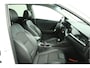 Kia Niro 1.6 GDi Hybrid Dynamicline Edition - Glazen Schuif-/kanteldak - Navigatie - Apple Carplay/Android Auto - Climate Control - Trekhaak - Privacy Glas Achter - Led Verlichting - Parkeersensoren voor en achter - Dealer Onderhouden - Fabrieksgarantie tot 2028