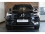 Volvo XC40 Single Motor Extended Range Plus 82 kWh | Stuur- en stoelverwarming | Wegklapbare trekhaak | Achteruitrijcamera | Adaptieve Cruise Control | Keyless Entry | Google Infotainment |